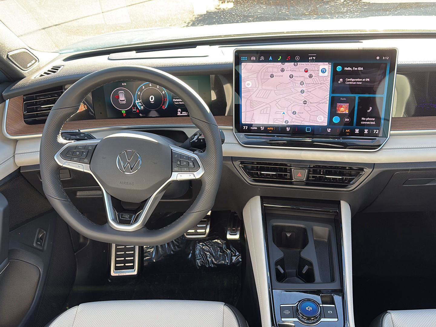 New 2026 Volkswagen Tiguan SEL R-Line image 9