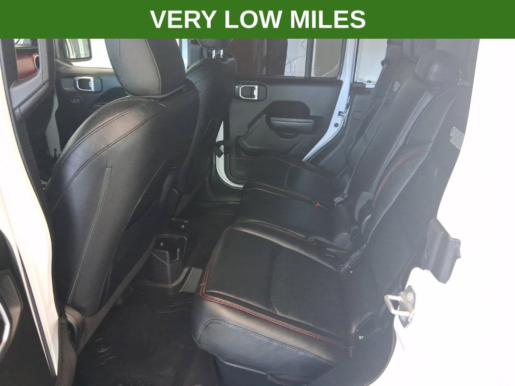 Used 2023 Jeep Gladiator Rubicon w/ Cold Weather Group AWD/4WD image 17