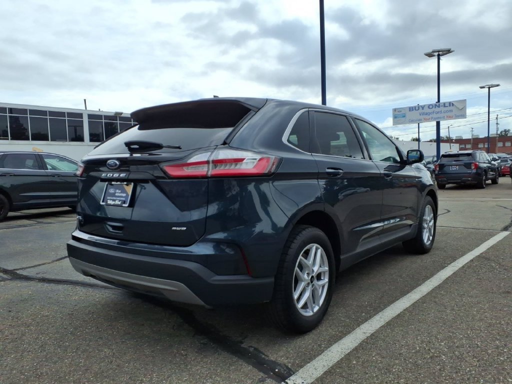 Certified 2024 Ford Edge SEL w/ Convenience Package AWD/4WD image 6