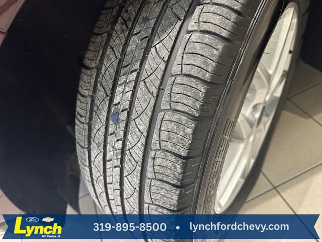 Used 2023 Ford Edge SEL w/ Convenience Package image 29