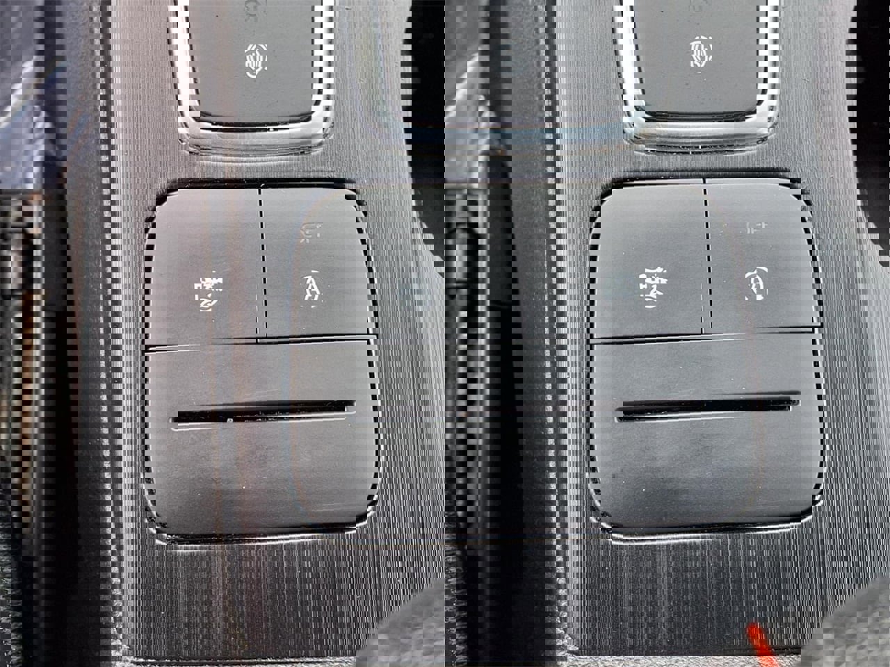 Used 2024 Ford Escape ST-Line image 24