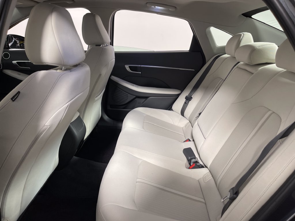 Certified 2025 Hyundai Sonata SEL FWD image 14