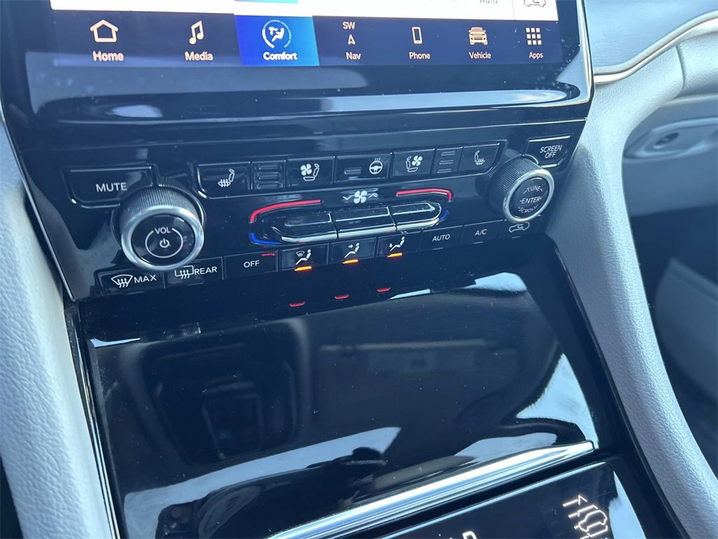 Used 2022 Jeep Grand Cherokee Overland image 33