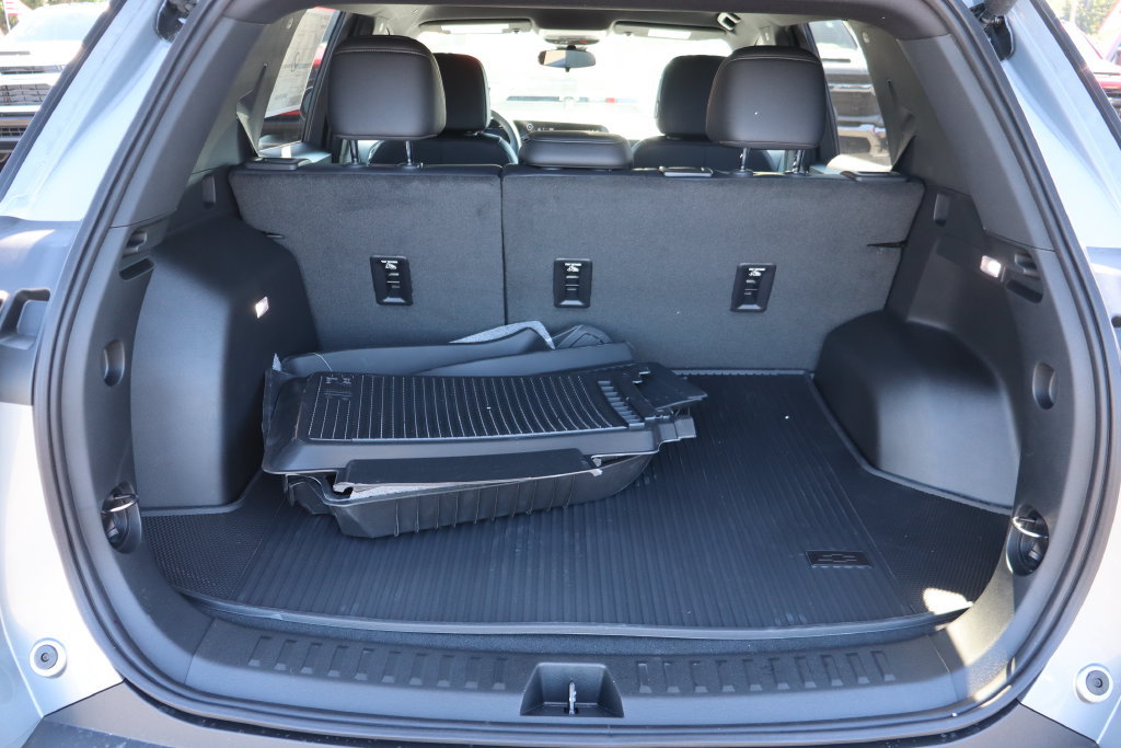 New 2027 Chevrolet Equinox LT w/ Convenience Package II AWD/4WD image 24
