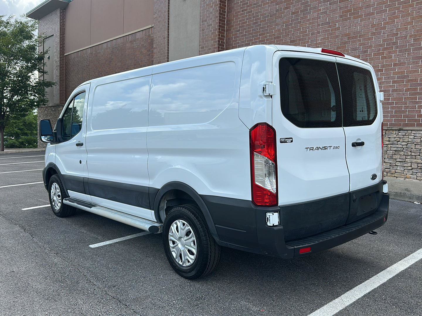 Certified 2025 Ford Transit 250 Low Roof w/ Exterior Upgrade Package RWD image 3