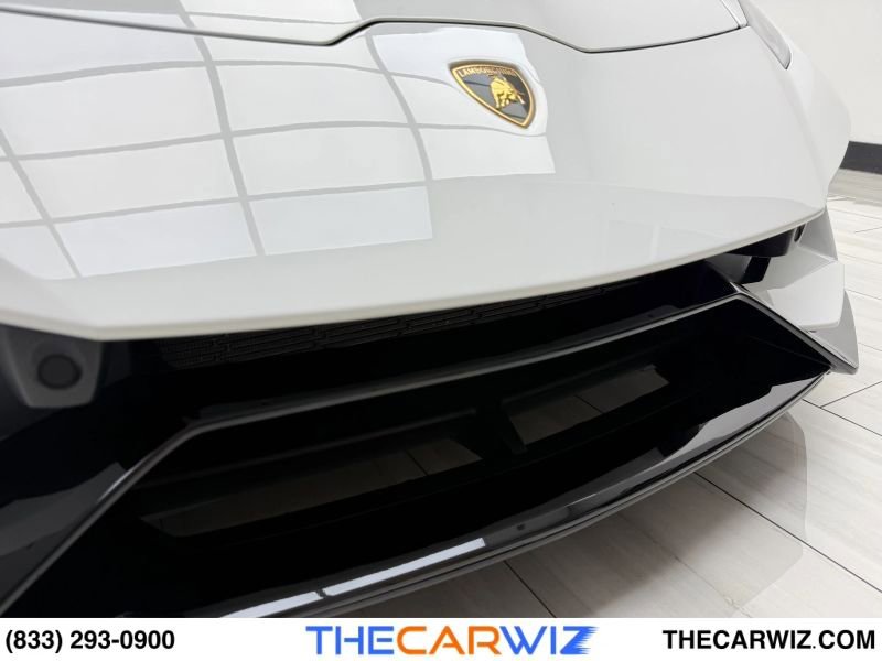 Used 2020 Lamborghini Huracan EVO image 8