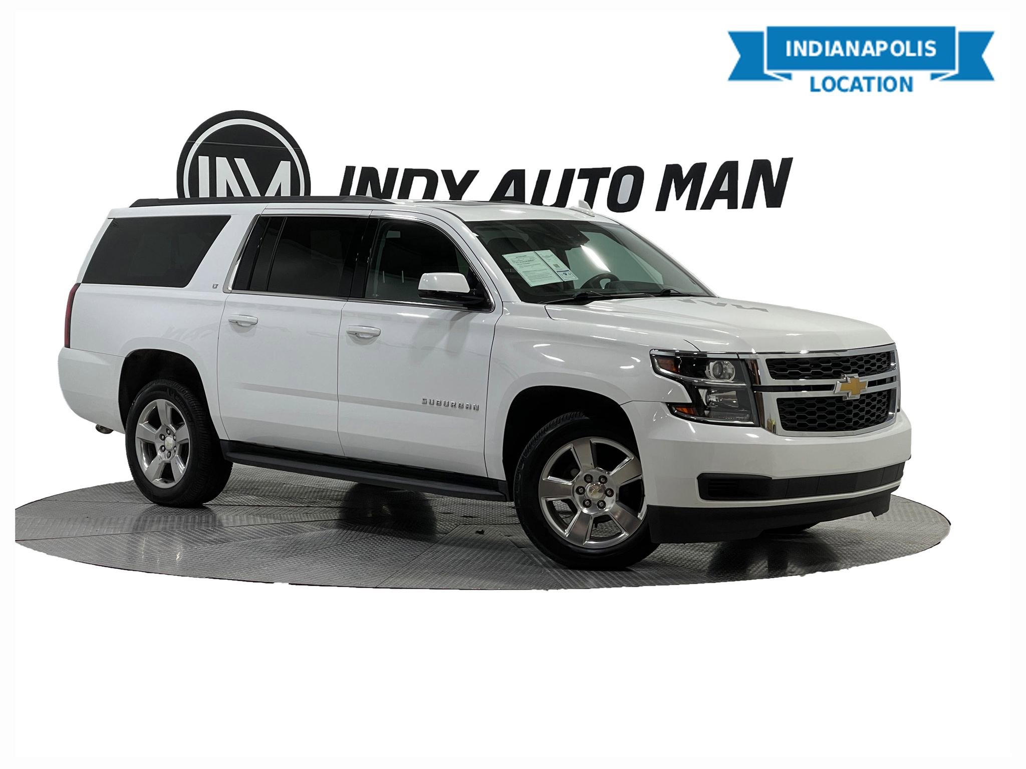 Used 2018 Chevrolet Suburban LT image 1