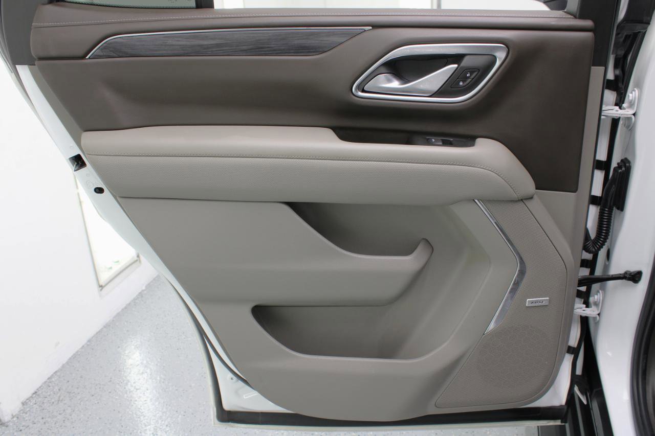 Used 2022 GMC Yukon SLT w/ SLT Premium Package image 40