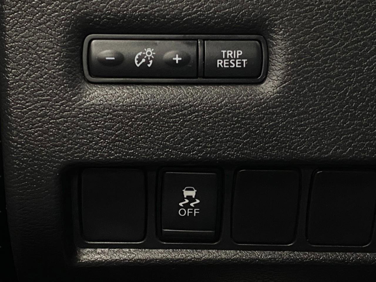 Used 2019 Nissan Murano S image 15