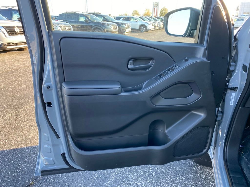 New 2026 Nissan Frontier SV w/ Tow Package image 12