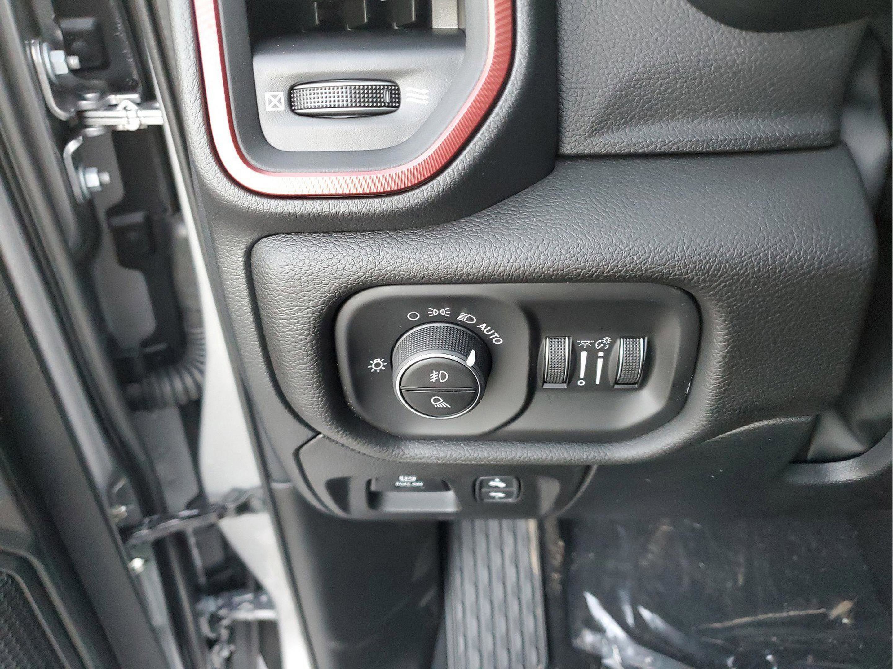 New 2026 RAM 1500 Rebel w/ Rebel Level 1 Equipment Group image 25