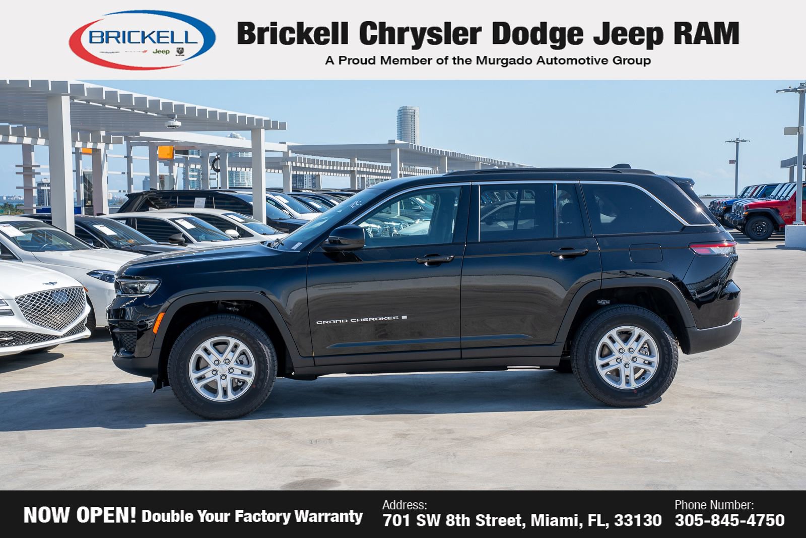 New 2025 Jeep Grand Cherokee Laredo w/ Luxury Tech Group I image 8