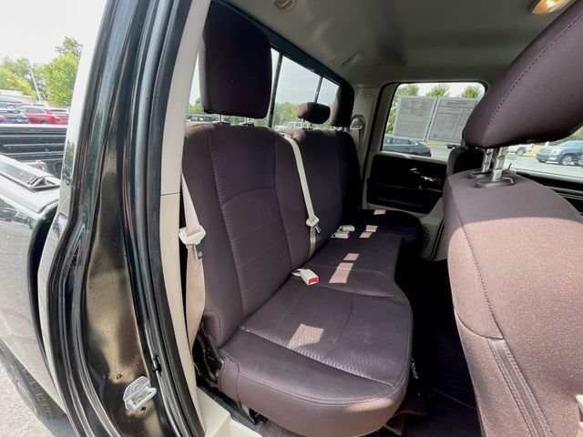 Used 2017 RAM 1500 Classic SLT AWD/4WD image 23