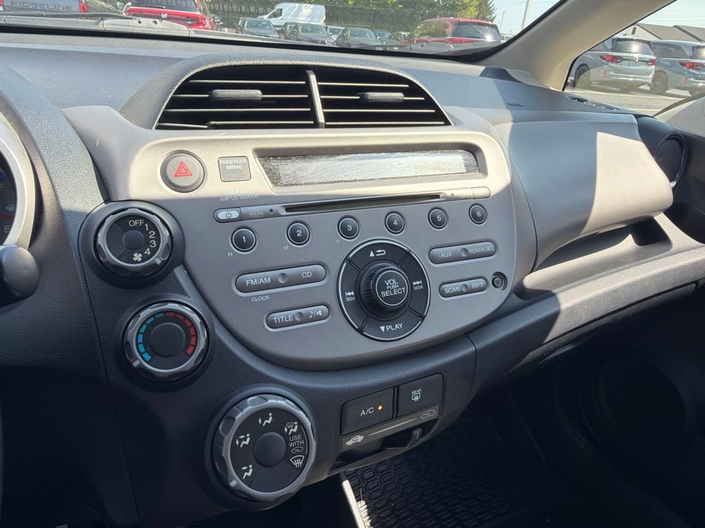 Used 2013 Honda Fit image 27