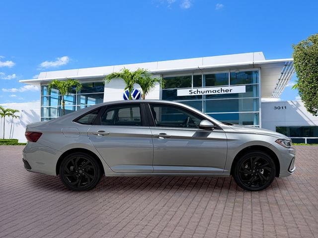 New 2026 Volkswagen Jetta SE FWD image 8