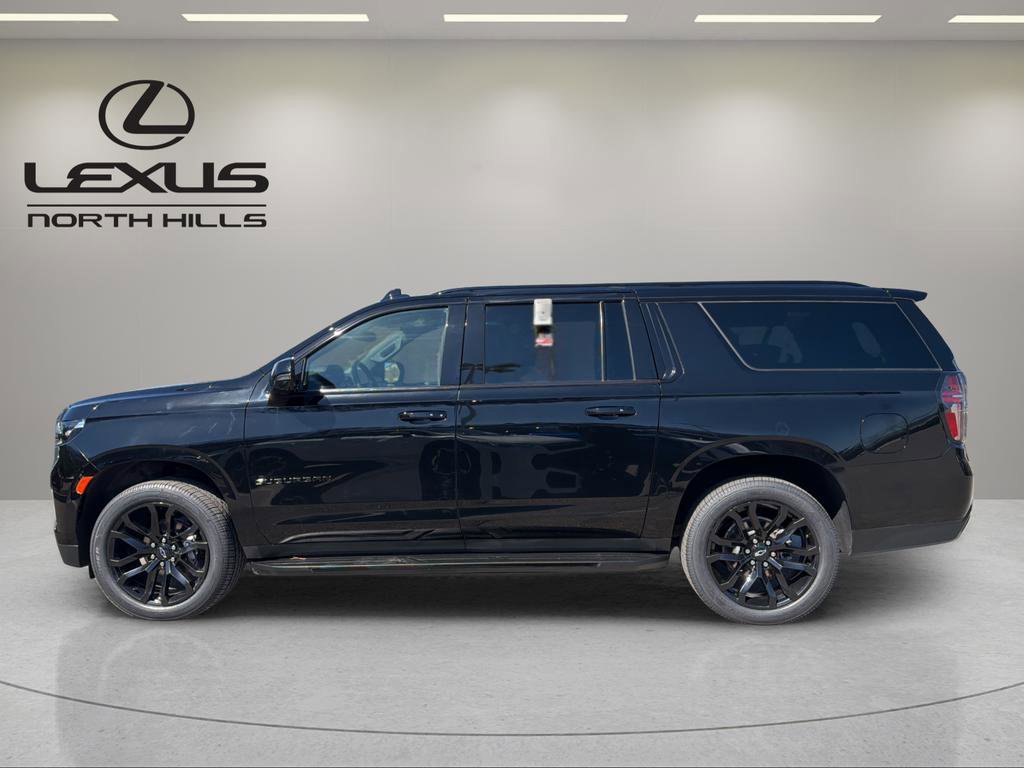 Used 2023 Chevrolet Suburban RST w/ Luxury Package image 9