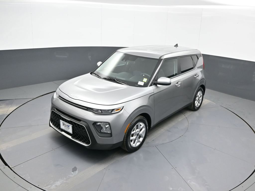 Certified 2022 Kia Soul LX w/ Technology Package image 32