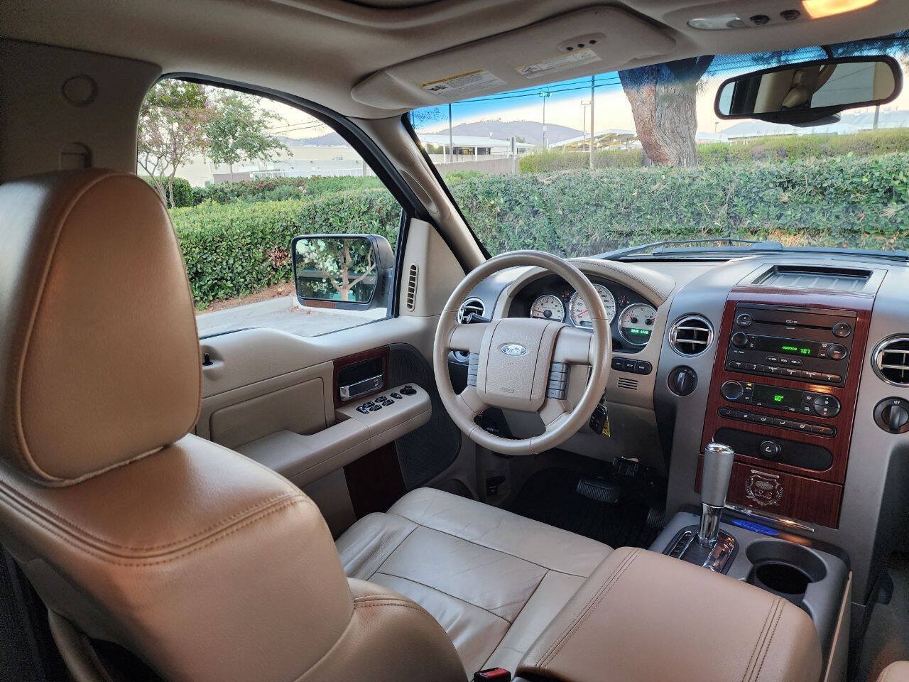 Used 2005 Ford F150 Lariat AWD/4WD image 27