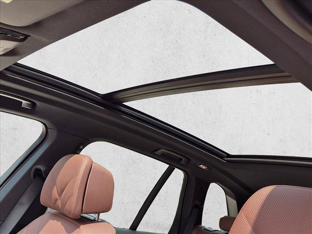 New 2026 BMW X5 xDrive40i w/ M Sport Package AWD/4WD image 15
