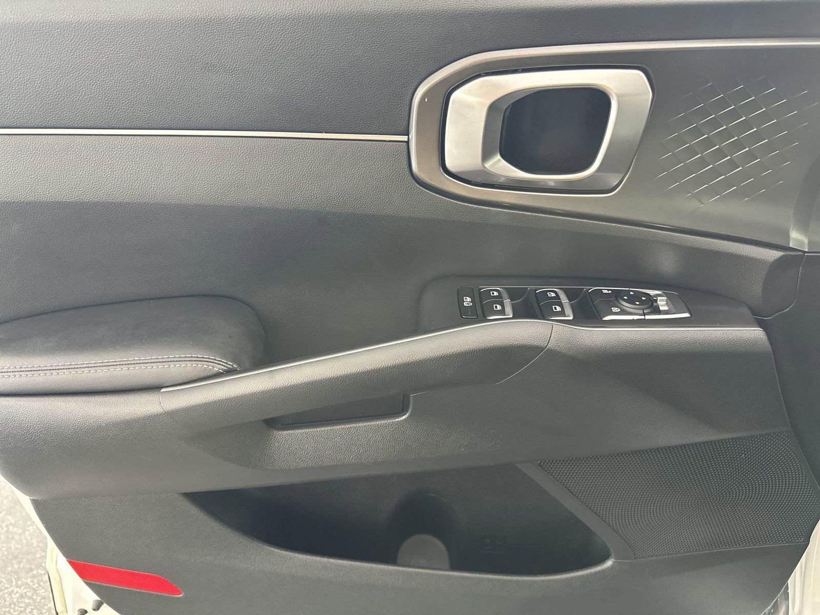 Used 2022 Kia Sorento S image 29