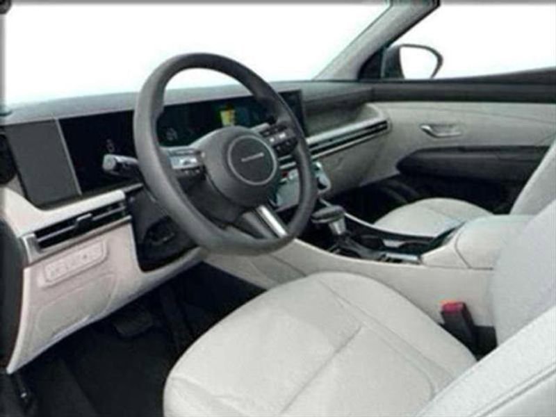 Used 2025 Hyundai Tucson SEL image 14
