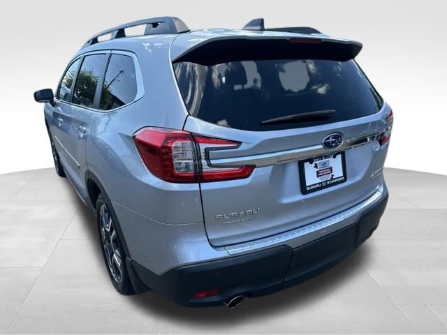Used 2023 Subaru Ascent Limited w/ Technology Package AWD/4WD image 5
