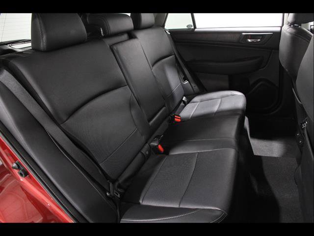 Used 2017 Subaru Outback 3.6R Limited image 17
