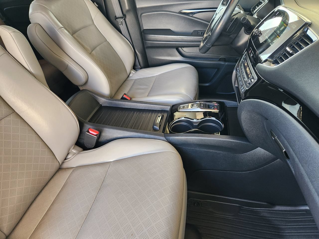 Certified 2020 Honda Passport Touring image 13