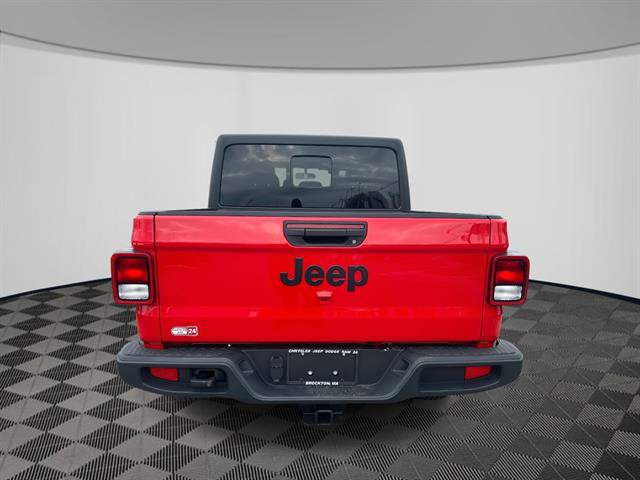 Certified 2023 Jeep Gladiator Sport image 6