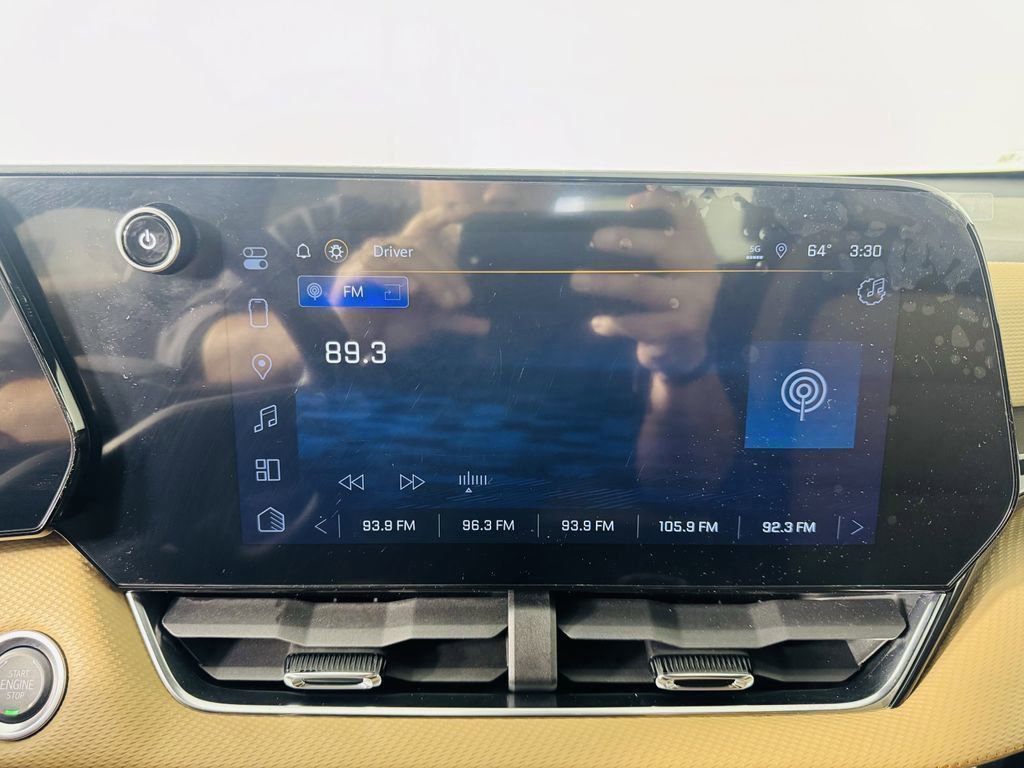 Used 2025 Chevrolet Equinox ACTIV w/ Safety and Technology Package image 13