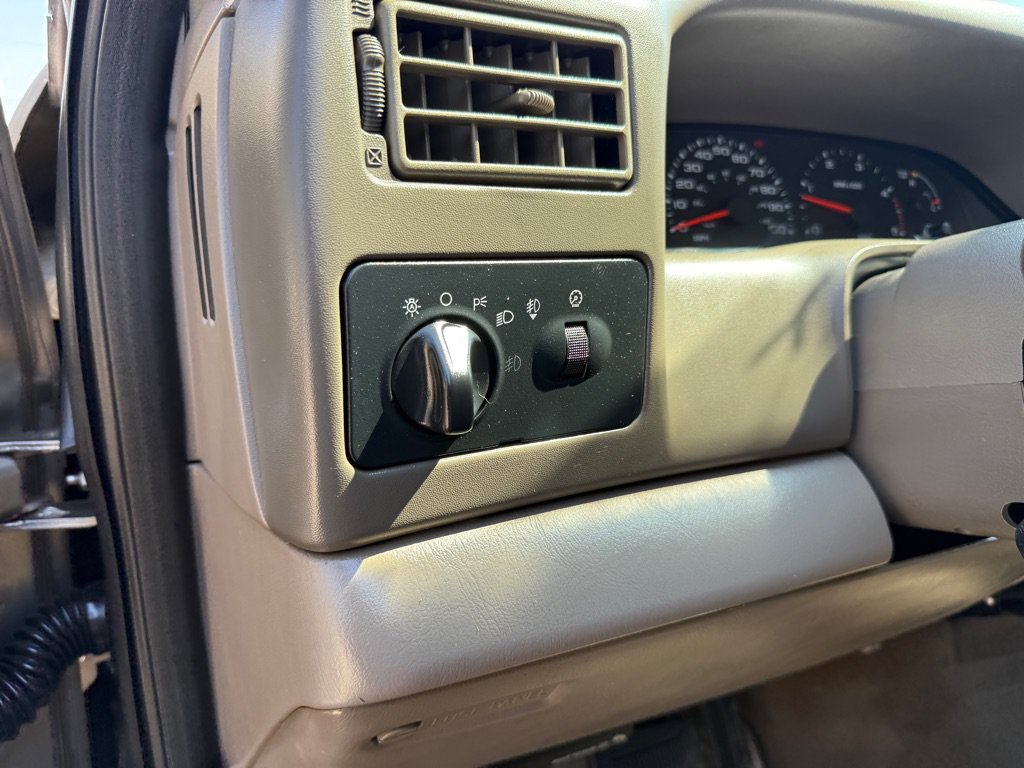 Used 2004 Ford F350 4x4 Crew Cab Super Duty image 16