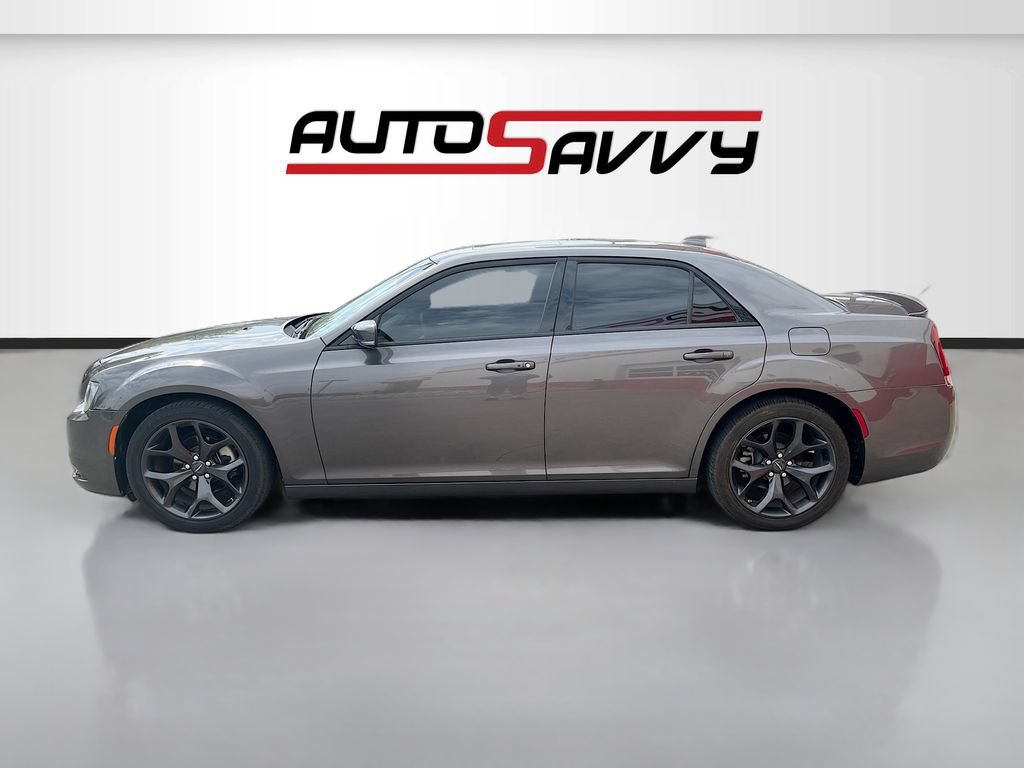 Used 2023 Chrysler 300 S RWD image 4