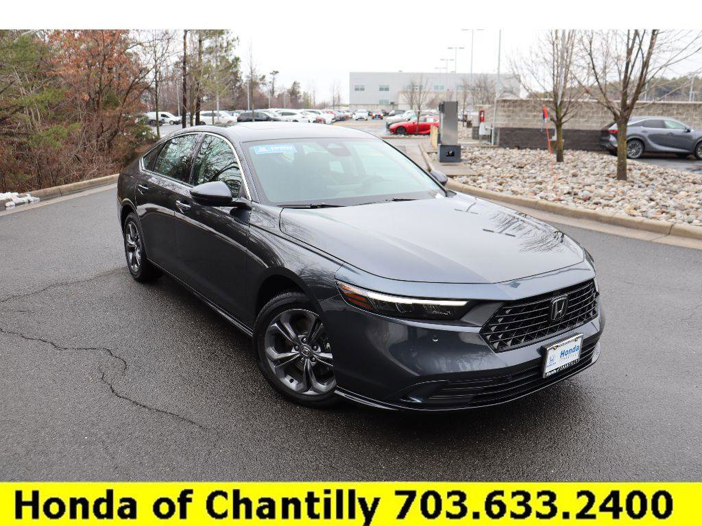 Certified 2025 Honda Accord EX-L image 1