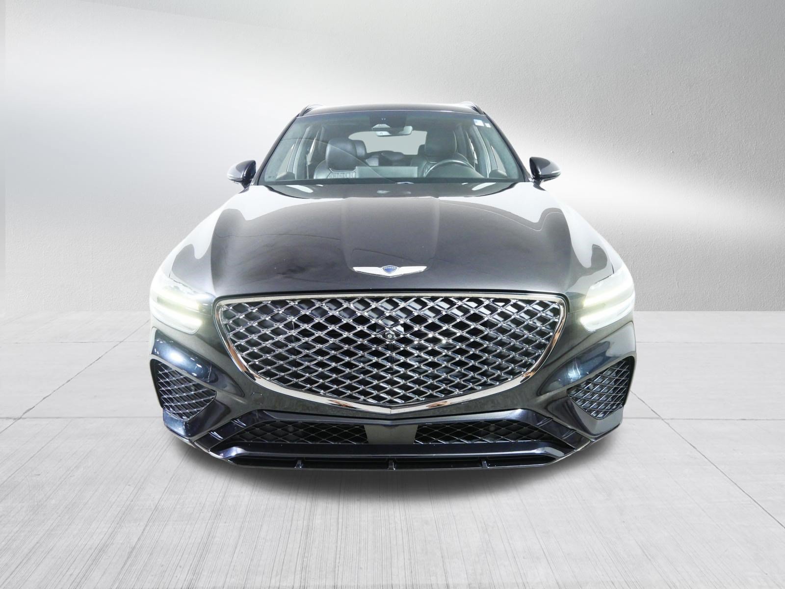 Used 2022 Genesis GV70 3.5T Sport w/ Sport Advanced Package AWD/4WD image 2