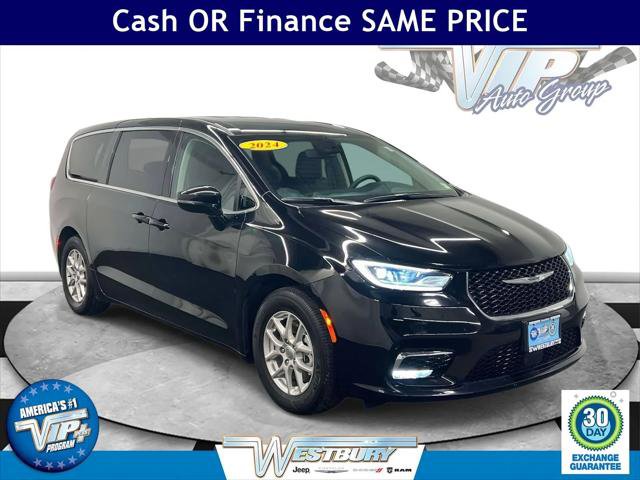 Certified 2024 Chrysler Pacifica Touring-L