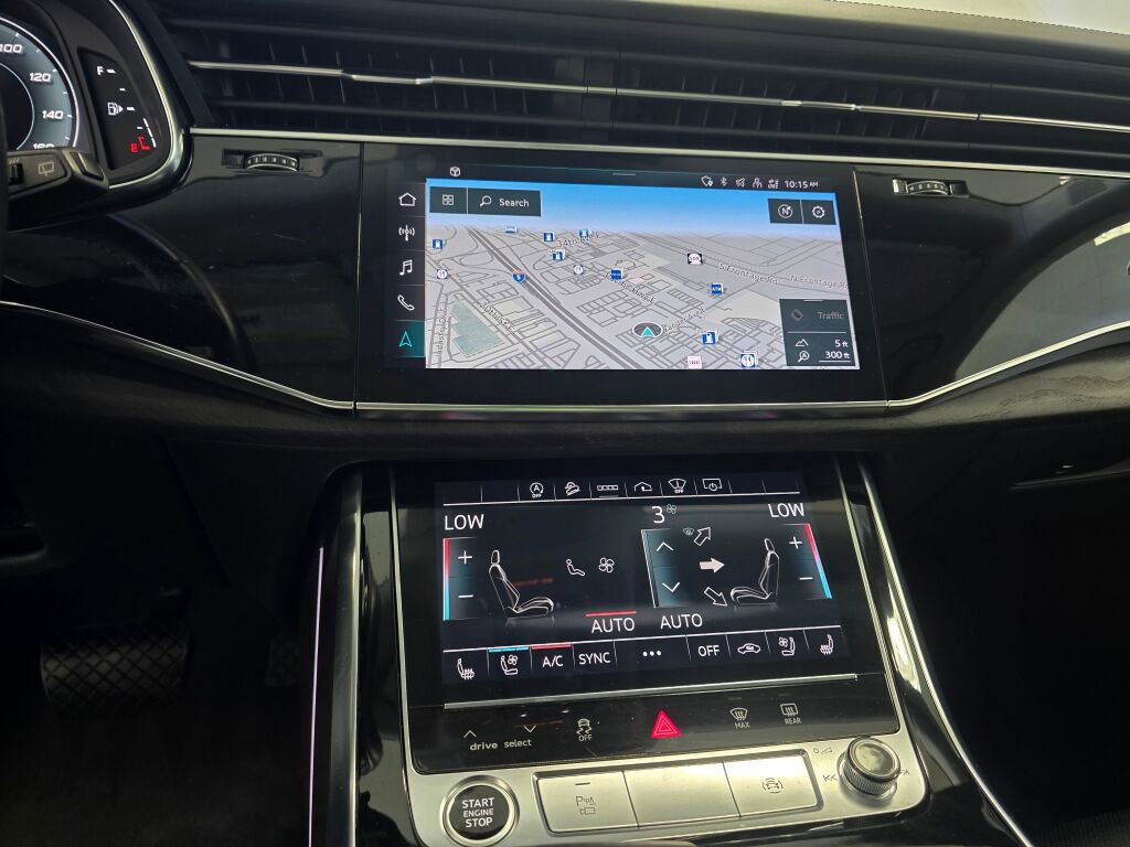 Used 2021 Audi Q8 Prestige w/ Prestige Package image 15