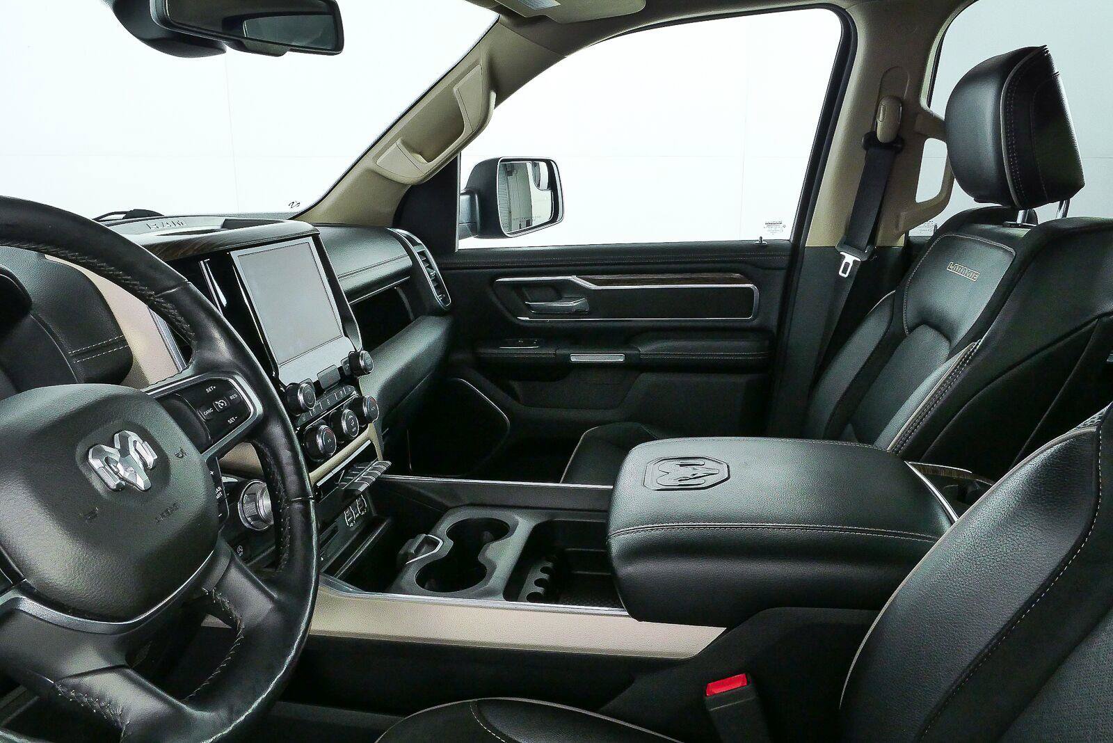 Used 2019 RAM 1500 Laramie RWD image 7