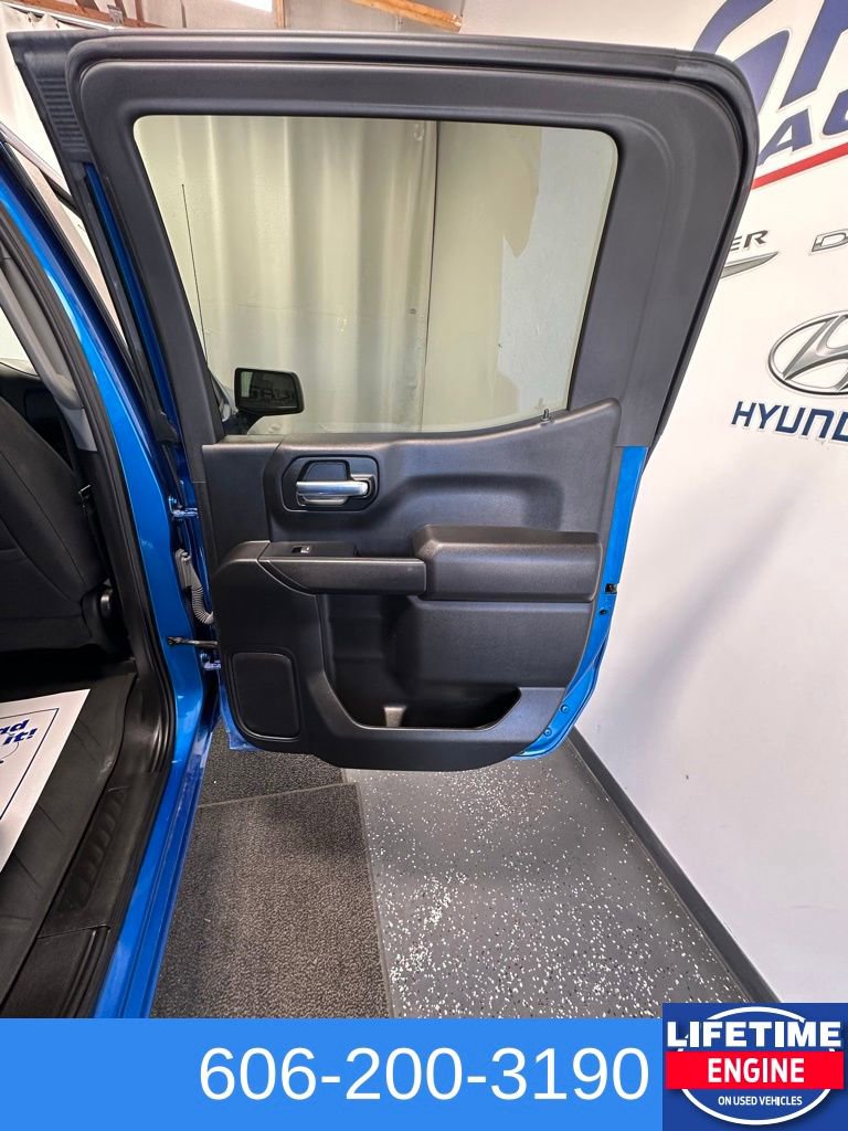 Used 2023 Chevrolet Silverado 1500 Custom image 26