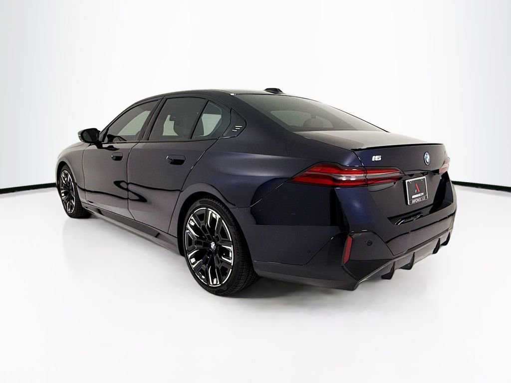 Used 2025 BMW i5 M60 w/ Premium Package AWD/4WD image 3
