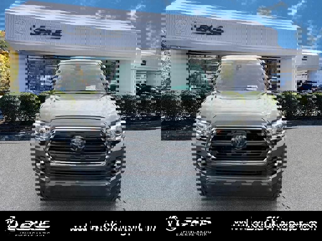 Used 2018 Toyota Tacoma SR5 image 8