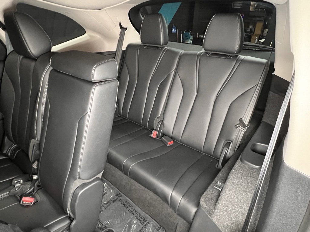 Used 2023 Acura MDX Technology image 17