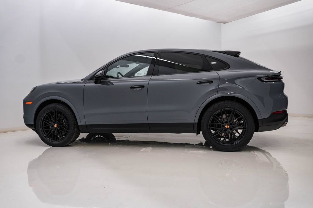 New 2026 Porsche Cayenne Coupe AWD/4WD image 2
