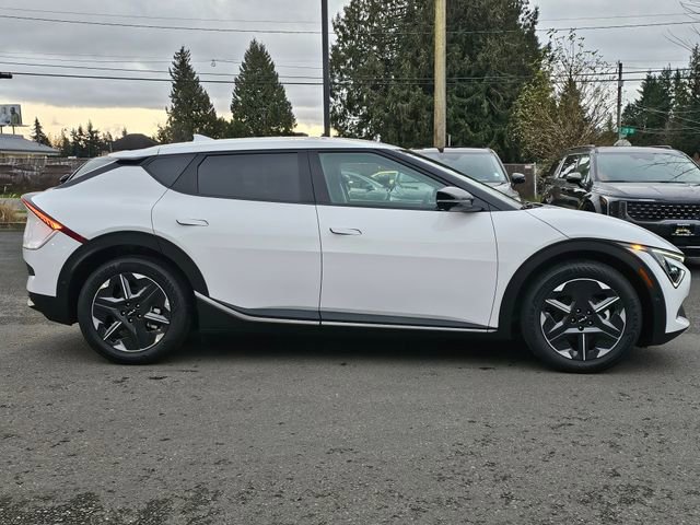 New 2025 Kia EV6 Light w/ Light LR Technology Package AWD/4WD image 6