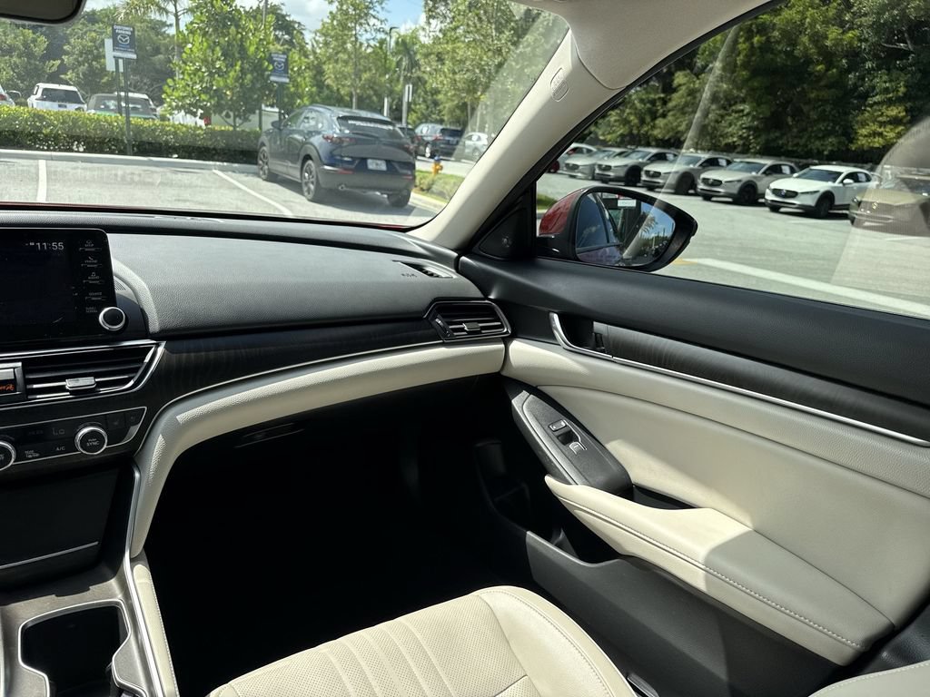 Used 2022 Honda Accord Touring image 15