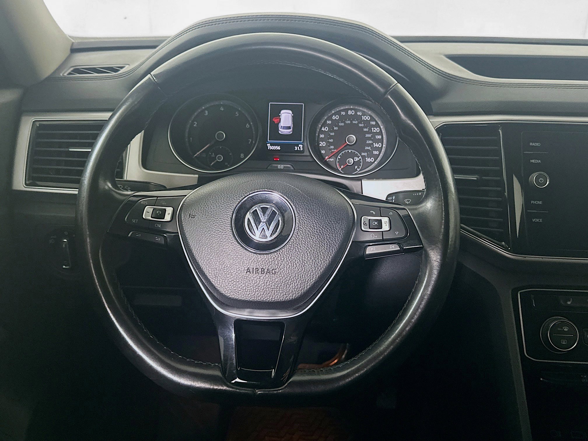 Used 2018 Volkswagen Atlas SEL AWD/4WD image 18
