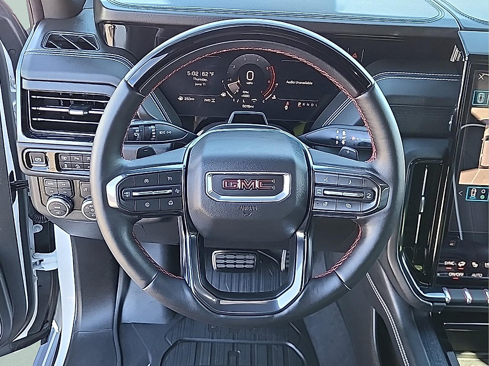 Used 2025 GMC Yukon XL AT4 Ultimate AWD/4WD image 20