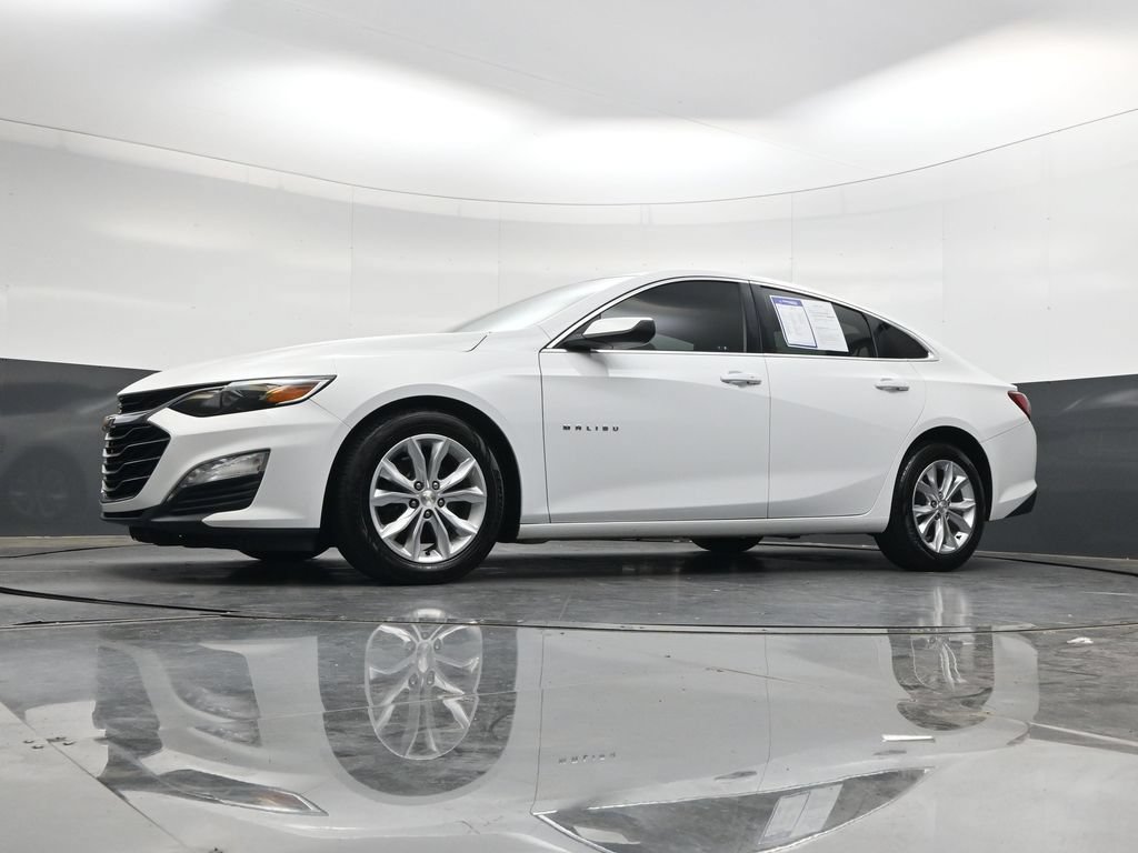 Used 2020 Chevrolet Malibu LT FWD image 32