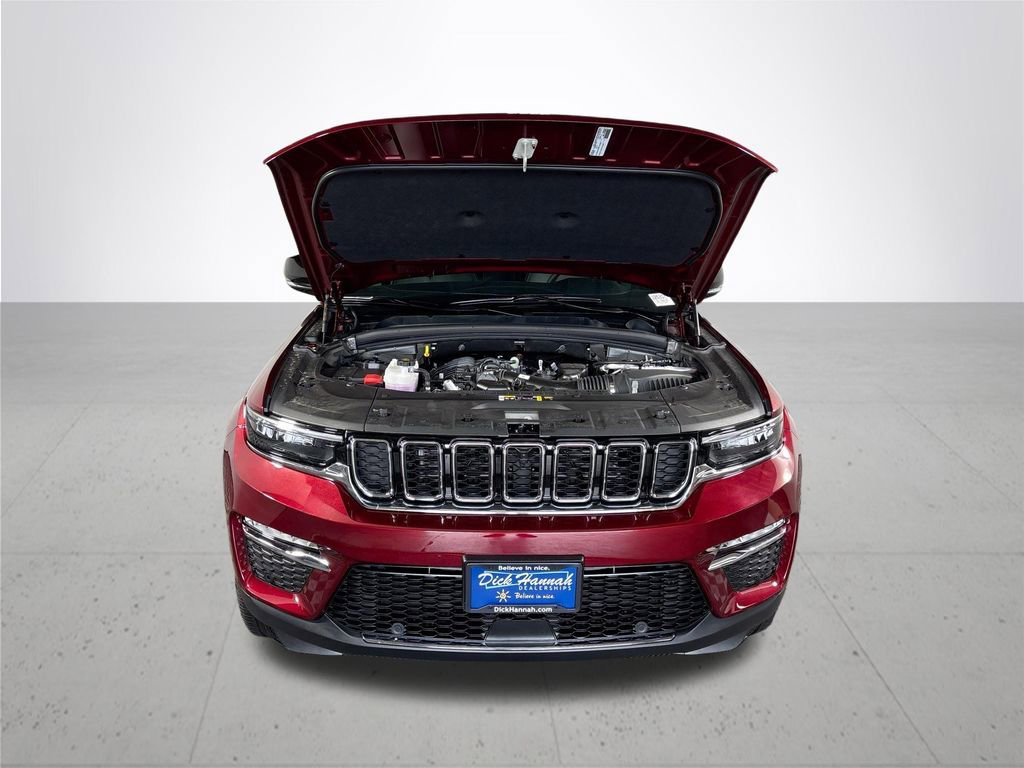 New 2025 Jeep Grand Cherokee Limited image 24
