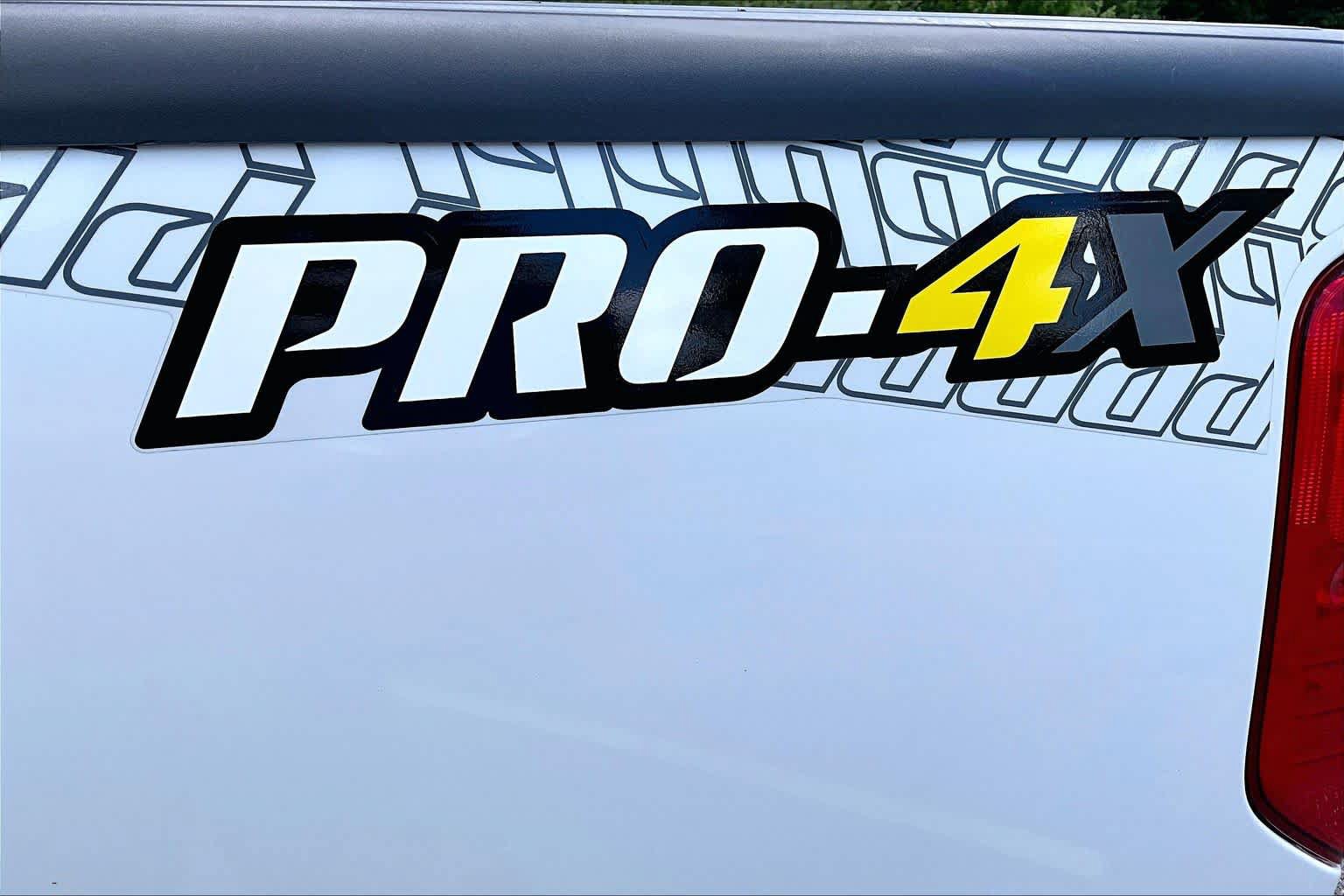 Used 2016 Nissan Frontier PRO-4X w/ Pro-4x Luxury Package AWD/4WD image 33