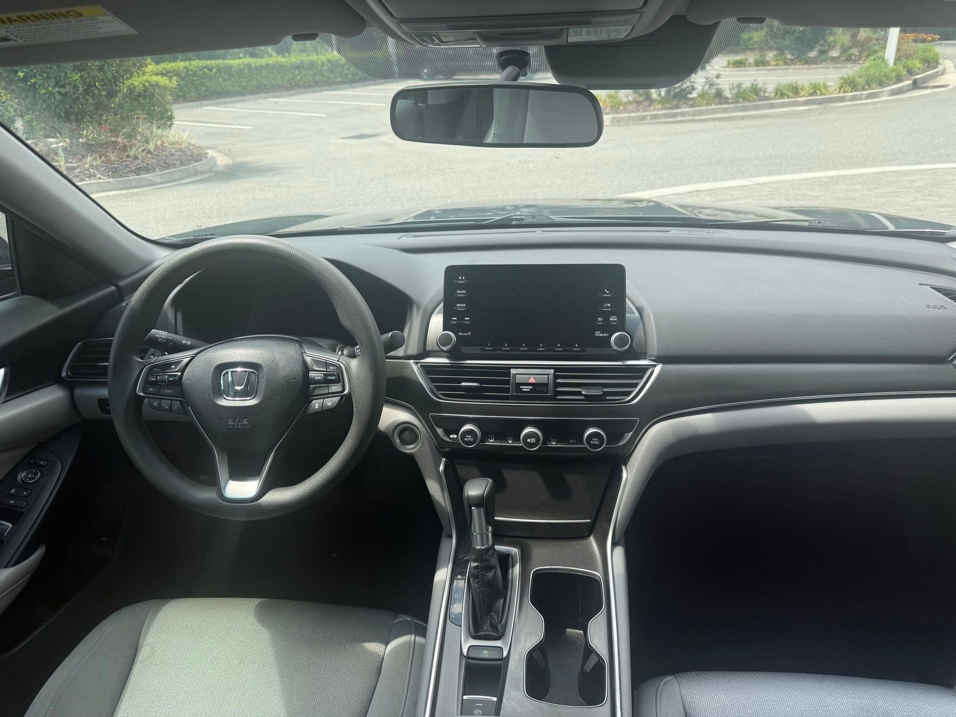 Used 2020 Honda Accord LX image 4